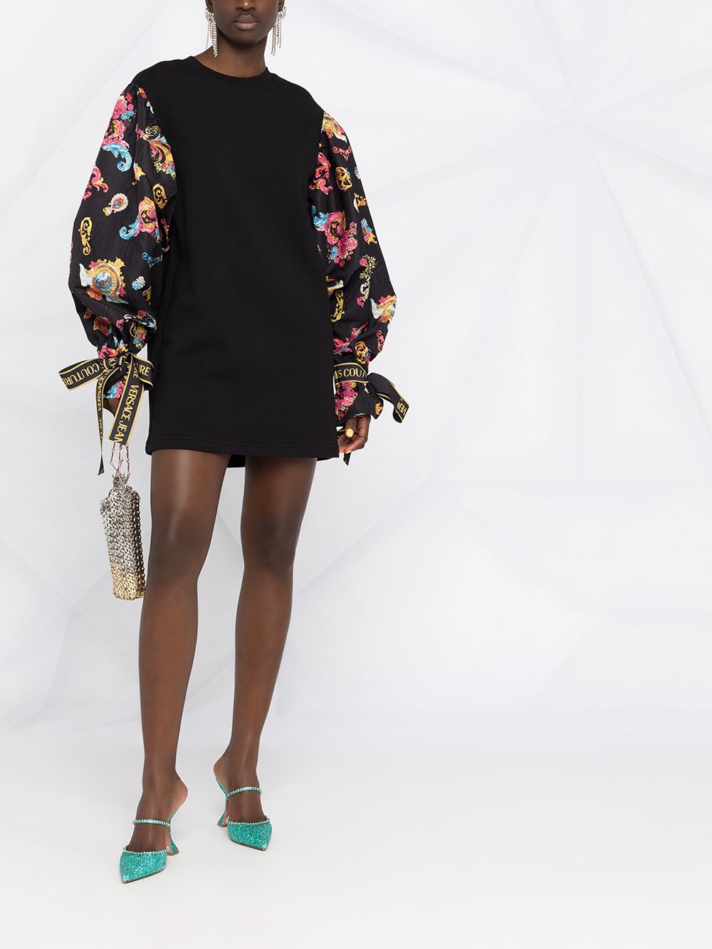 фото Versace jeans couture платье-свитер с принтом baroque