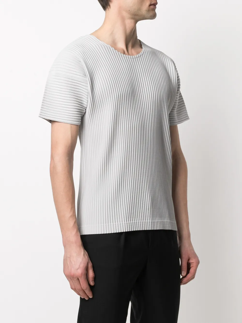 фото Homme plissé issey miyake футболка в рубчик с короткими рукавами