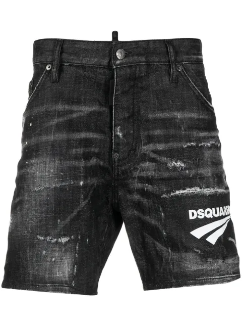 Dsquared2 شورت جينز بتأثير ممزق وشعار الماركة