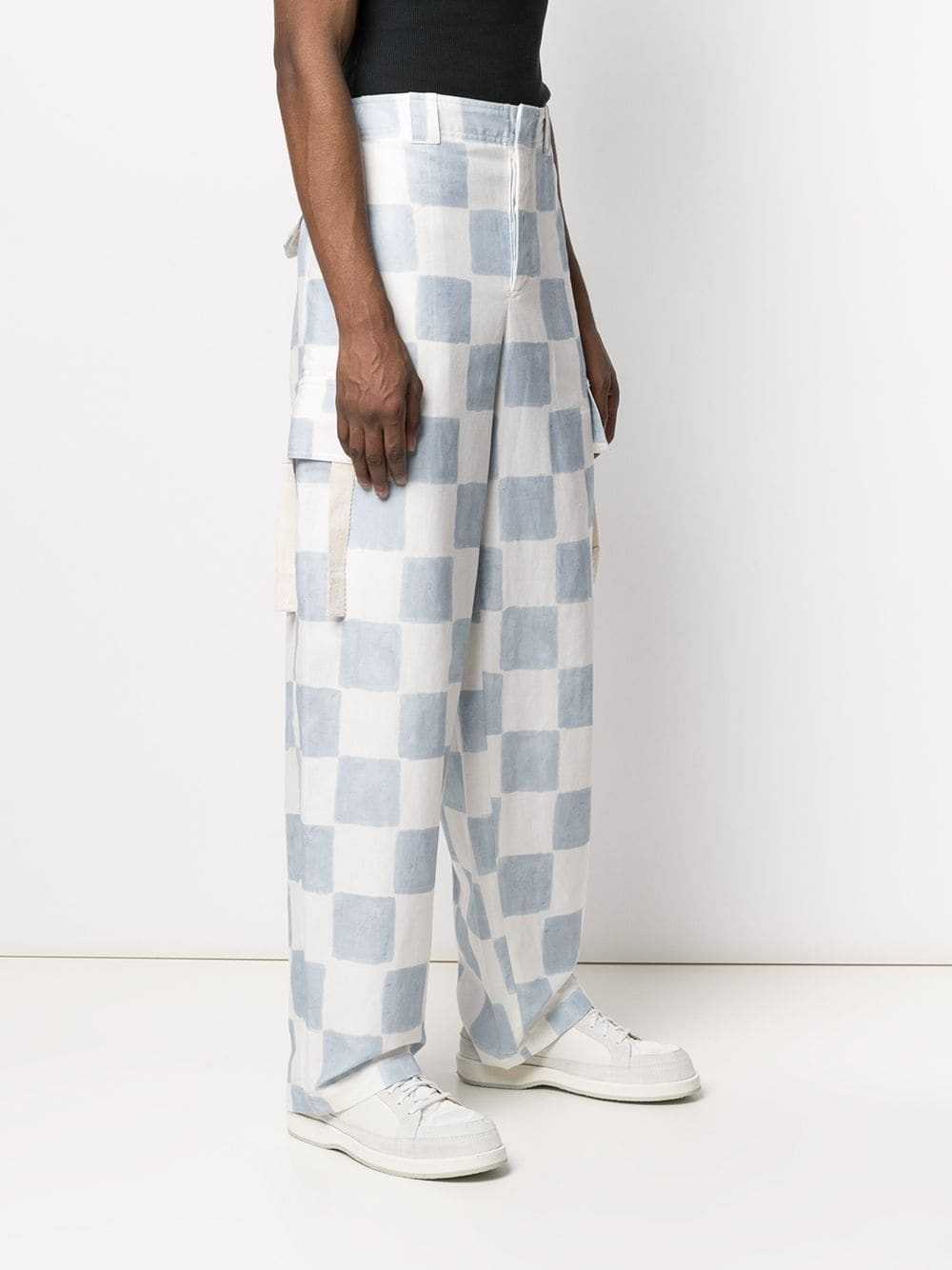 фото Jacquemus брюки карго le pantalon alzu