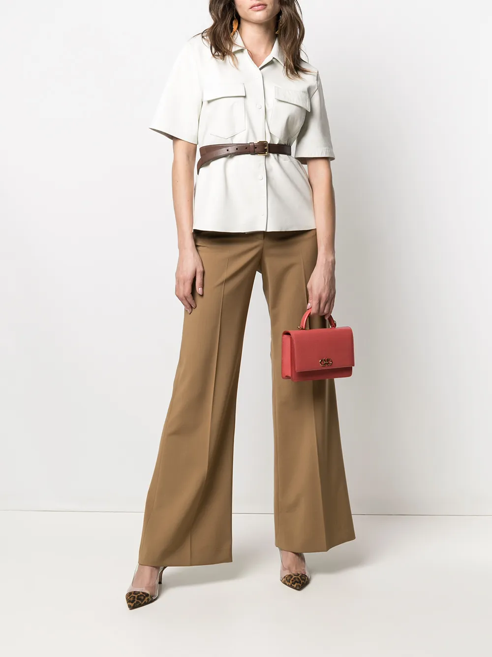 фото Salvatore ferragamo мини-сумка с декором gancini