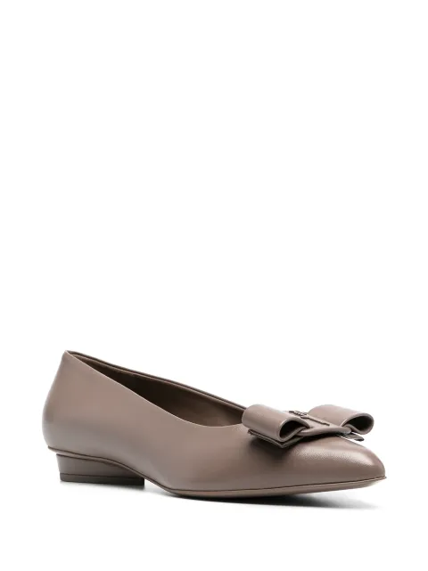 Ferragamo Viva pointed-toe flats 741091 - 1
