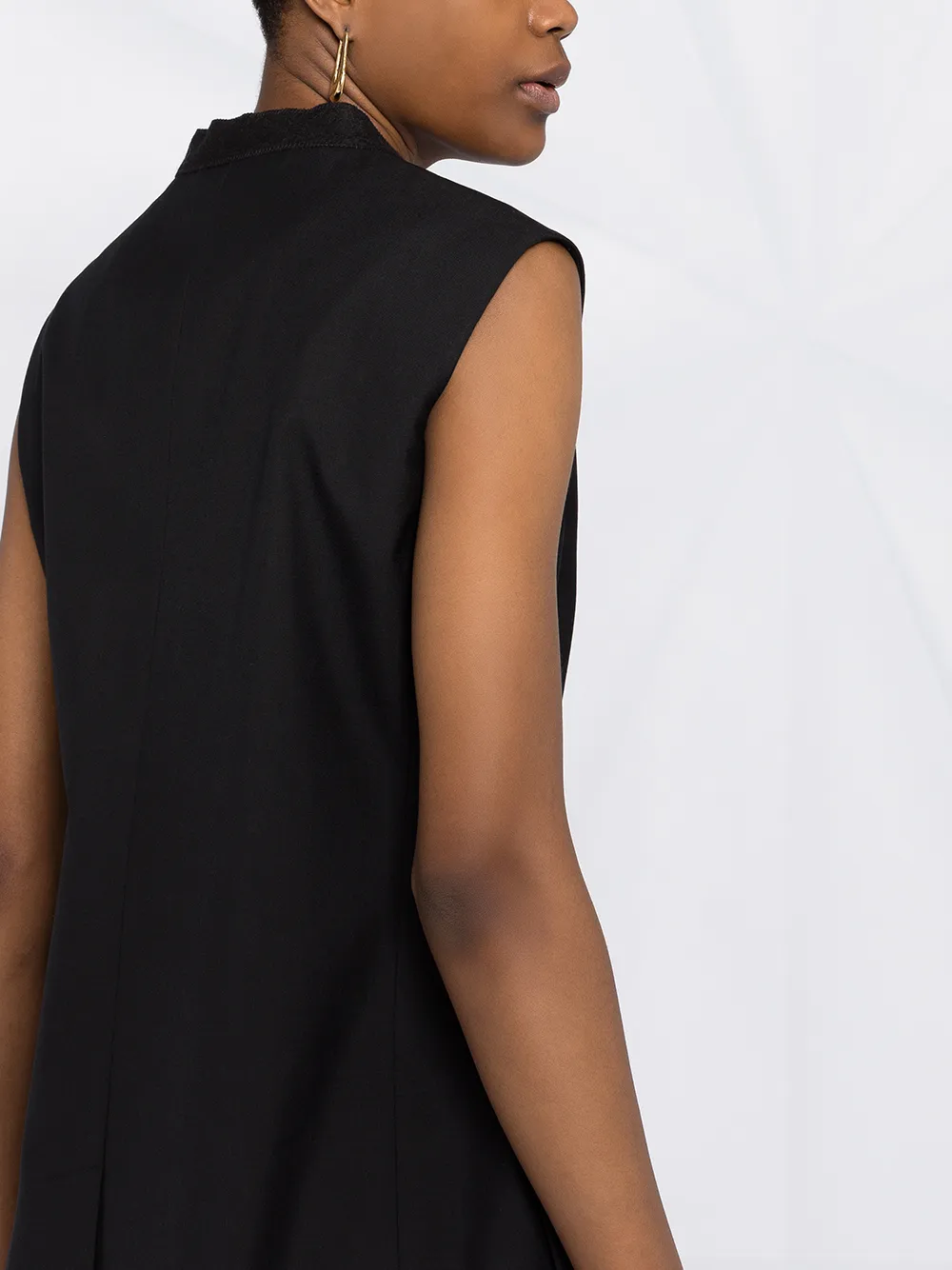 Givenchy Chain-link Belt Vest Jacket In Black