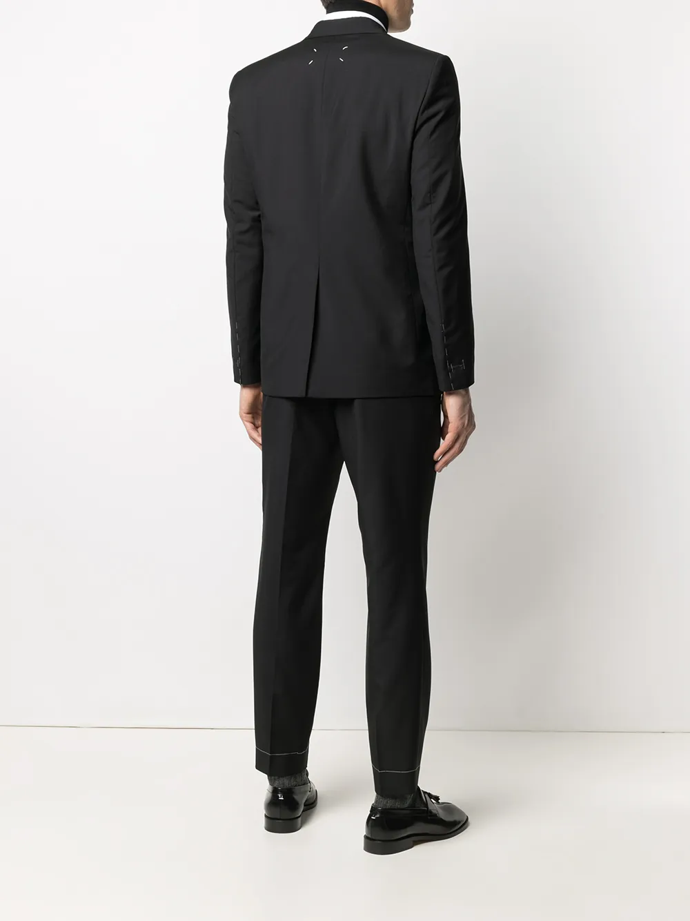 фото Maison margiela костюм с однобортным пиджаком и контрастной строчкой