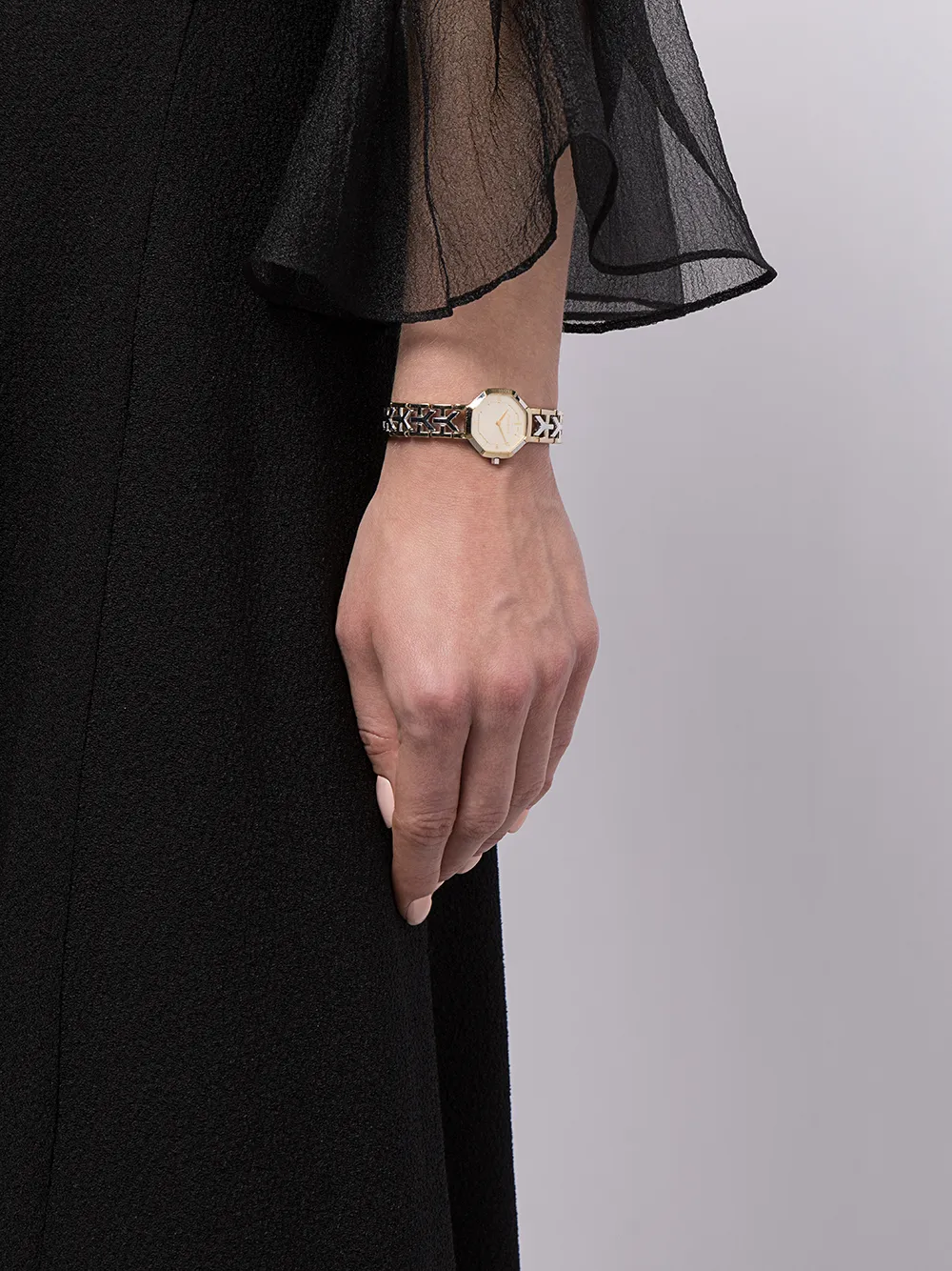 фото Yves saint laurent pre-owned кварцевые наручные часы pre-owned 24 мм