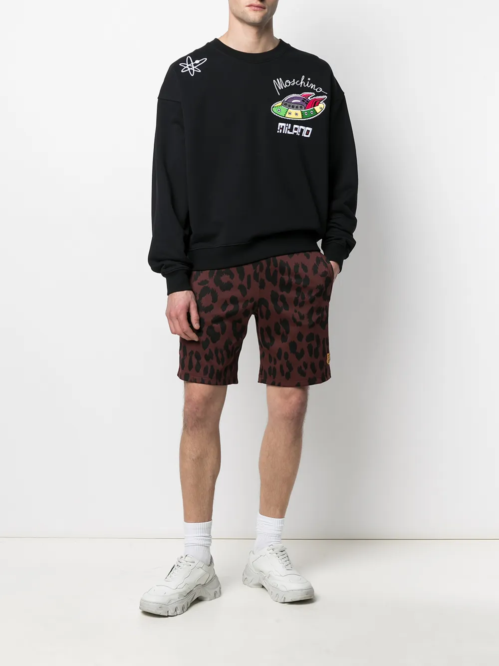 фото Moschino толстовка с длинными рукавами и вышивкой