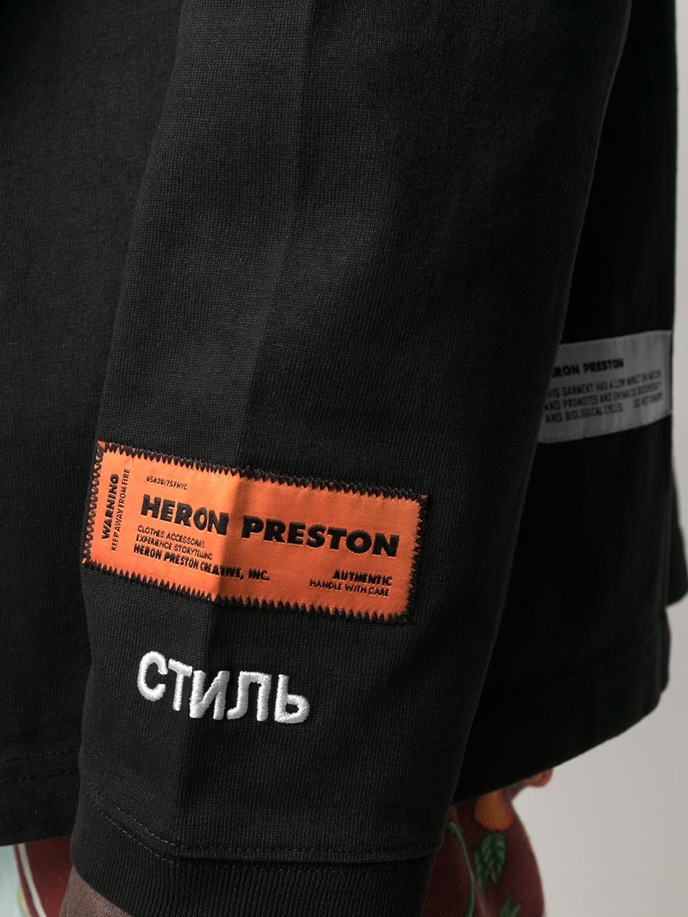 фото Heron preston футболка с высоким воротником