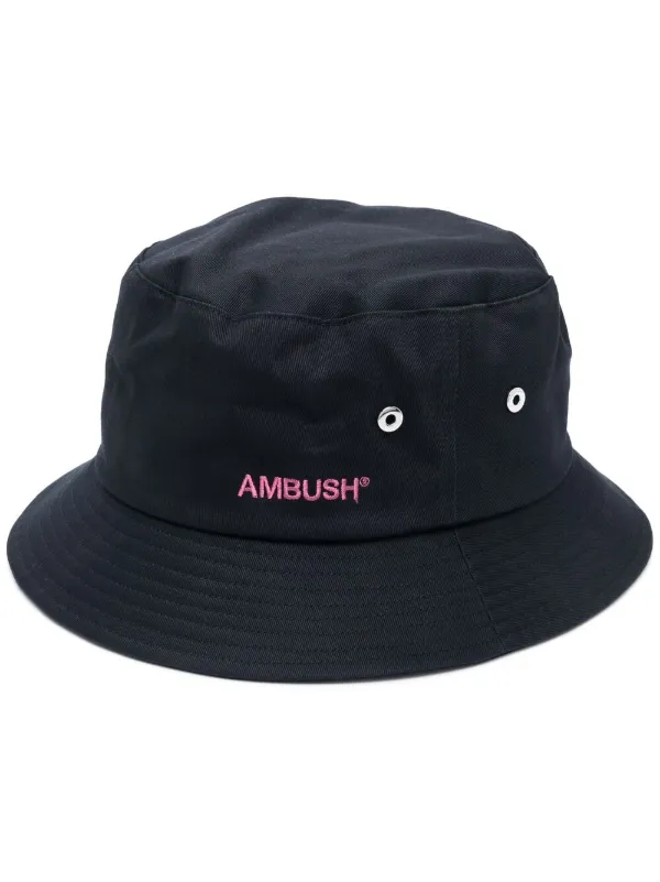 AMBUSH バケハ AMBUSH ロゴ バケットハット | ブルー | FARFETCH JP