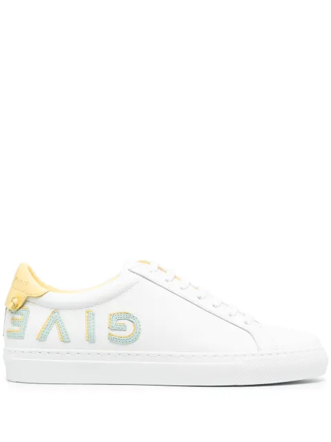 givenchy reverse logo