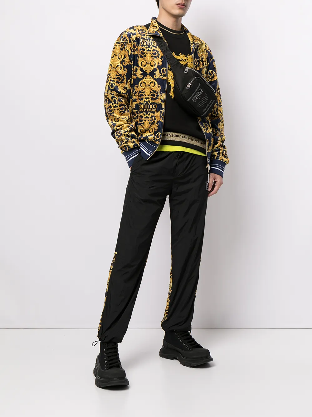 фото Versace jeans couture бомбер на молнии
