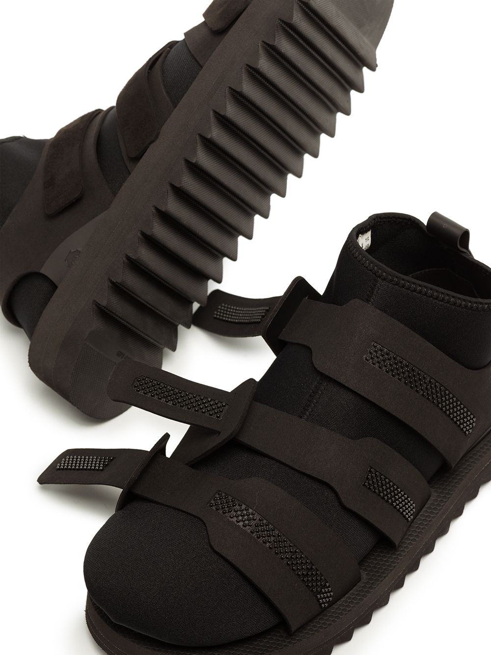 Descente ALLTERRAIN x Suicoke Kisee-V Sandals - Farfetch