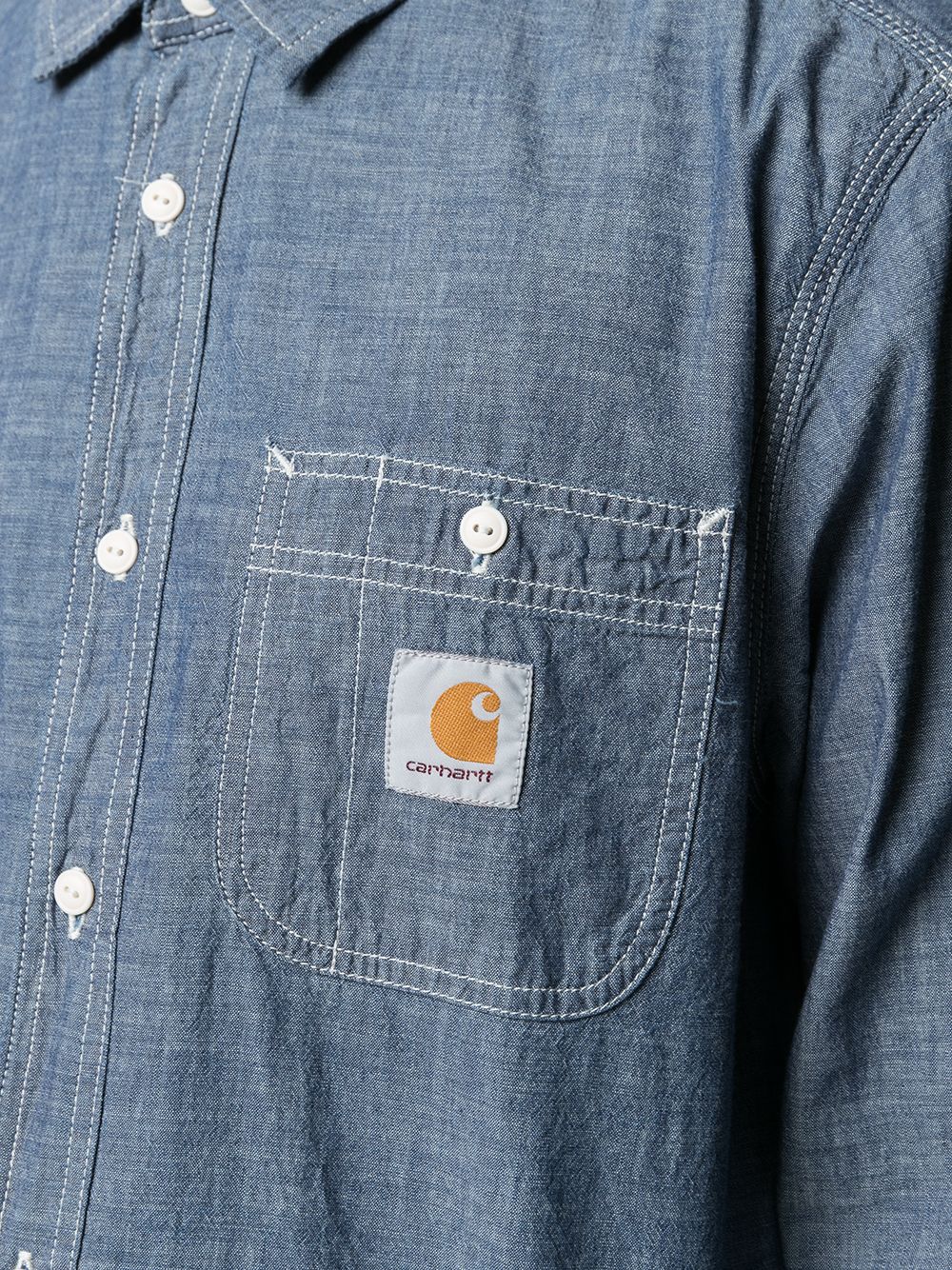 фото Carhartt wip джинсовая рубашка с нашивкой-логотипом