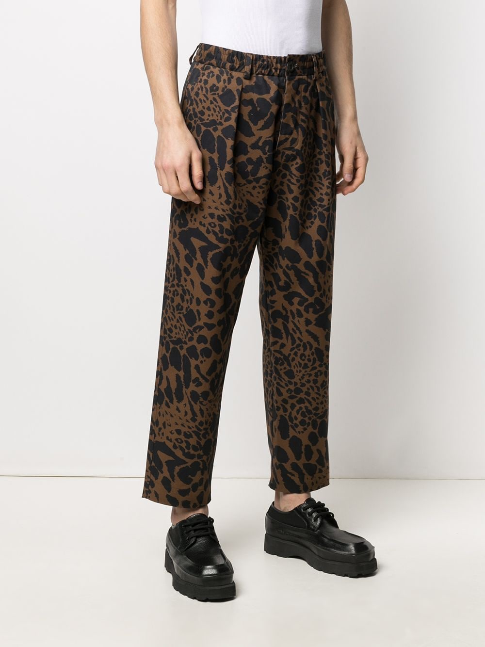 фото Pierre-louis mascia брюки с леопардовым принтом