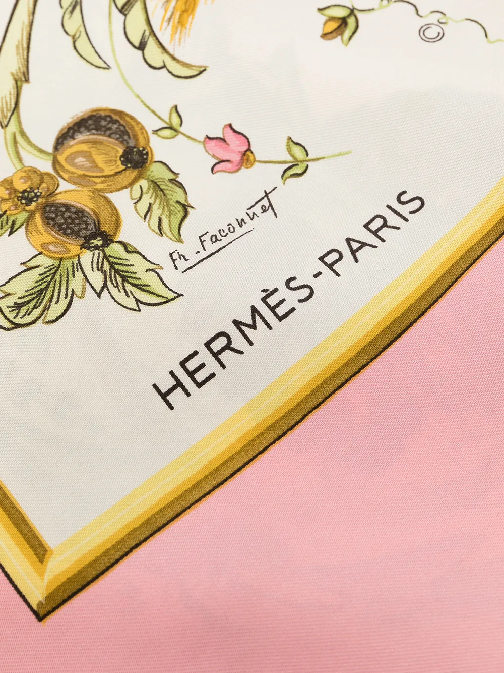 фото Hermès платок ceres pre-owned