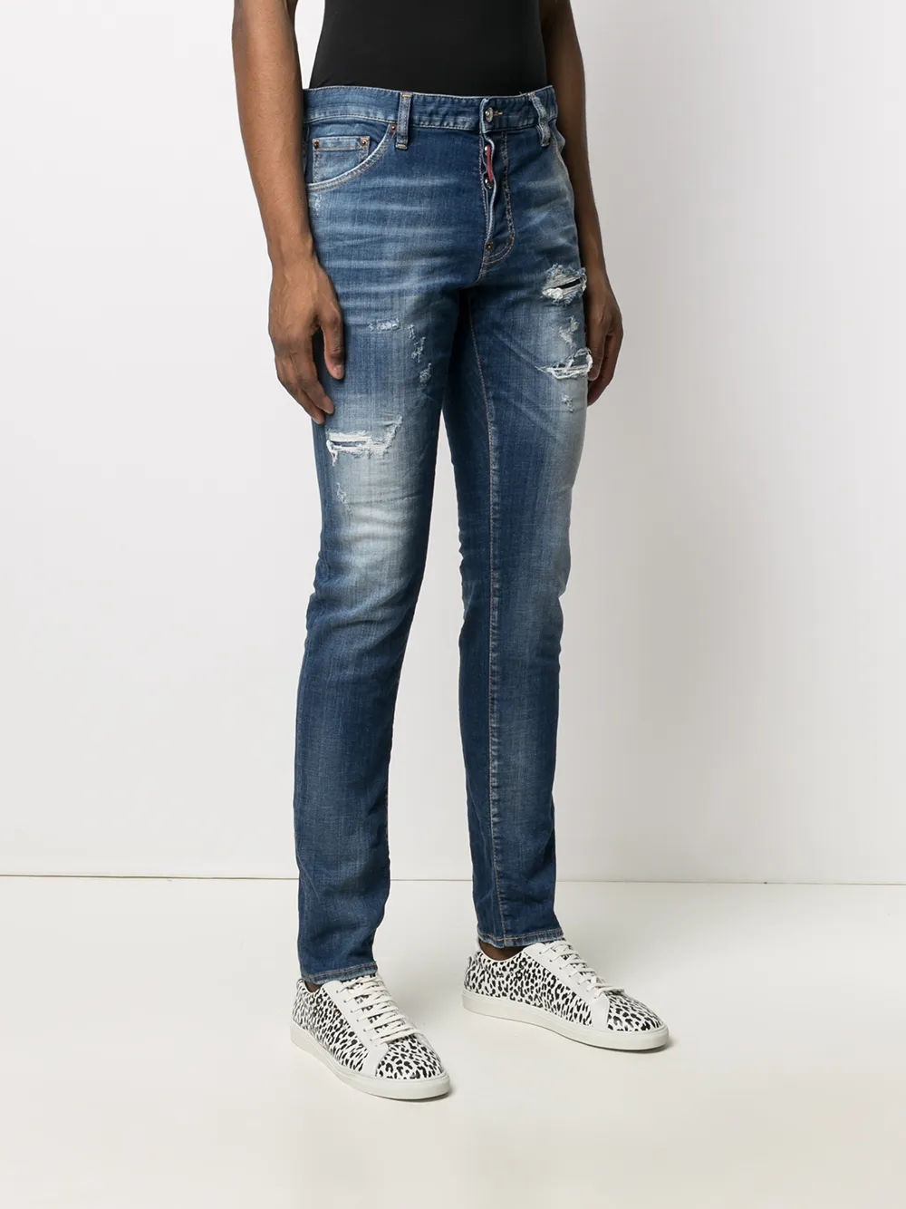 фото Dsquared2 джинсы скинни с прорезями