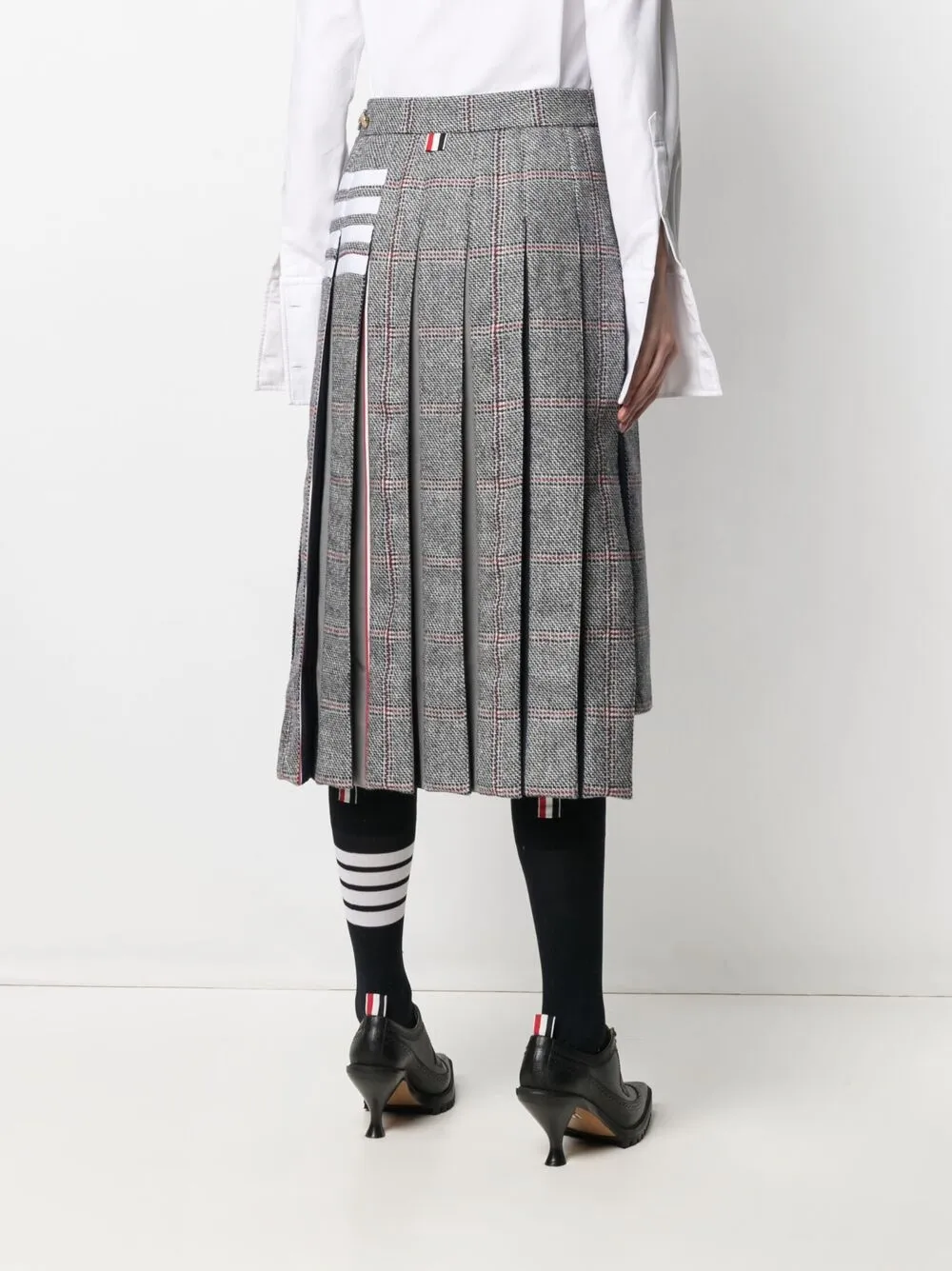 фото Thom browne плиссированная юбка с асимметричным подолом