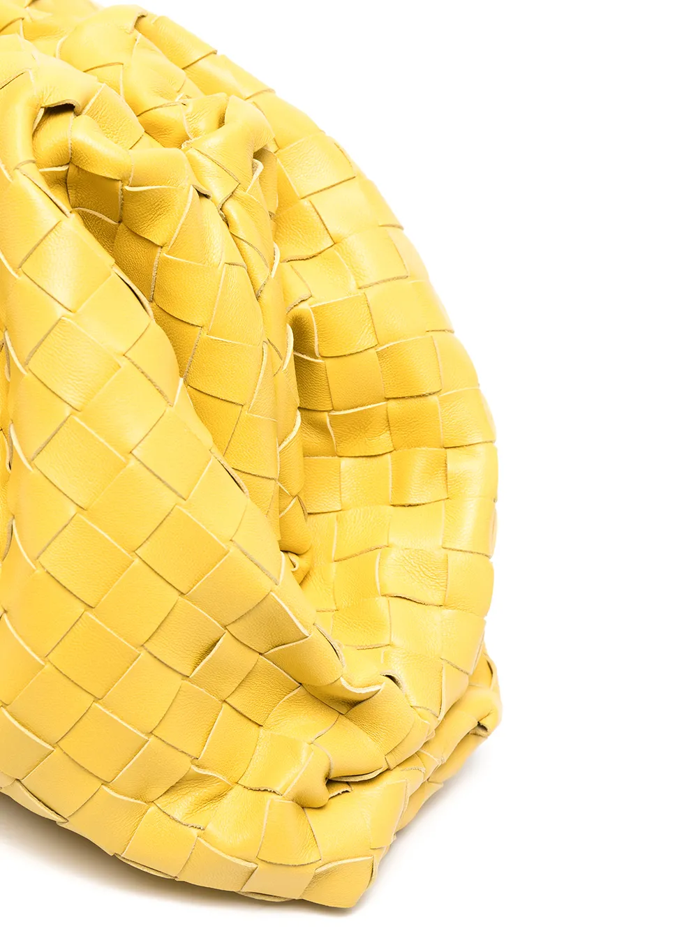 фото Bottega veneta сумка the pouch с плетением intrecciato