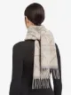 Imagen 2 de Prada bufanda con logo de intarsia y flecos