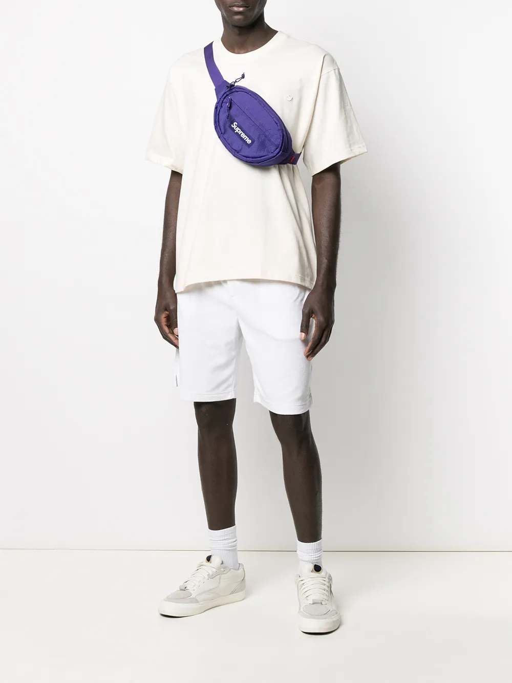 фото Adidas футболка с нашивкой-логотипом