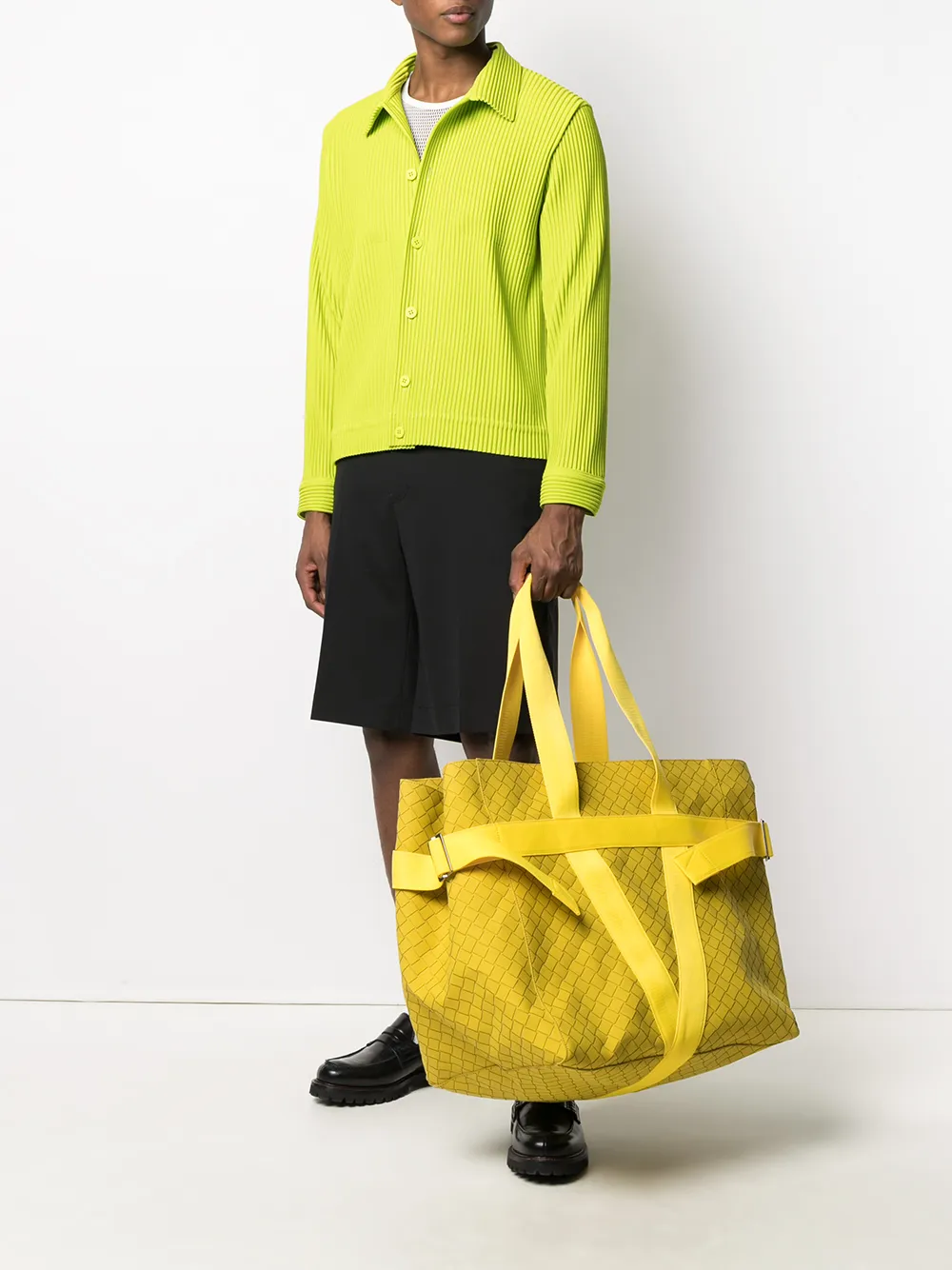 фото Bottega veneta сумка-тоут с узором intrecciato