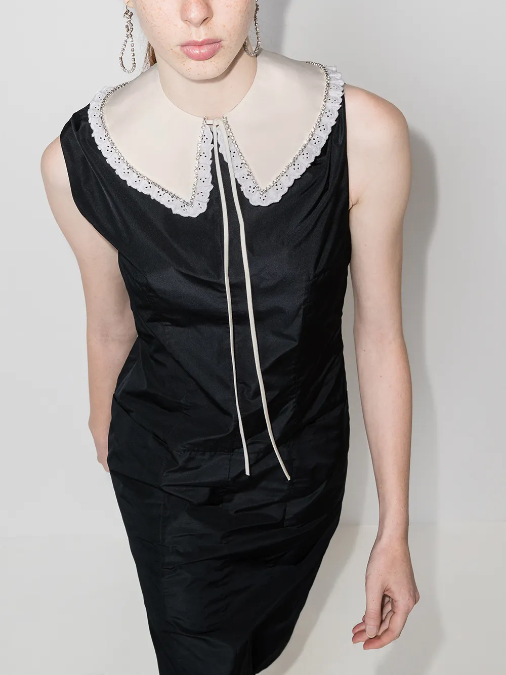 Image 2 of ANOUKI crystal-embellished lace-trim collar