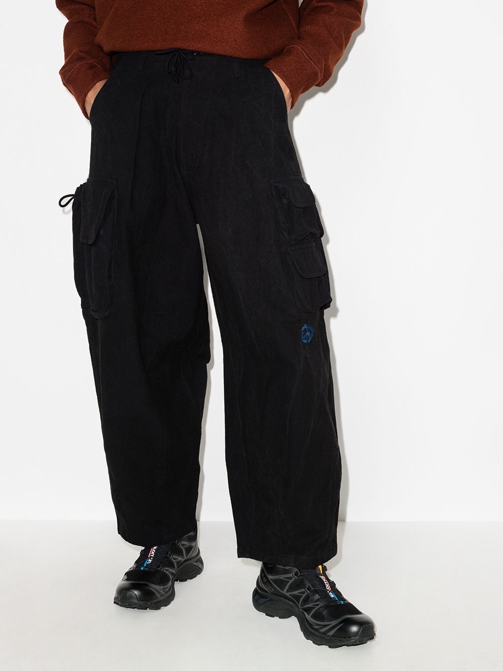 фото Story mfg. forager wide-leg cargo trousers