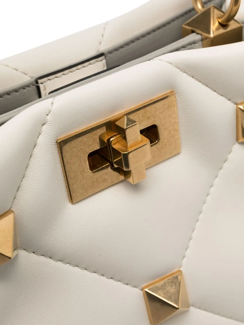 фото Valentino garavani маленькая сумка roman stud с верхней ручкой