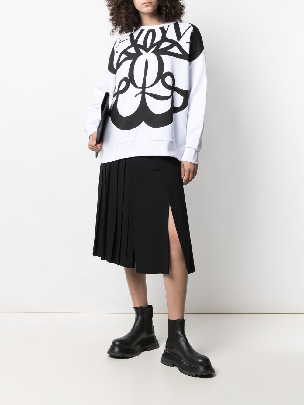 Image 2 of Alexander McQueen Exploded Seal logo-print sweatshirt