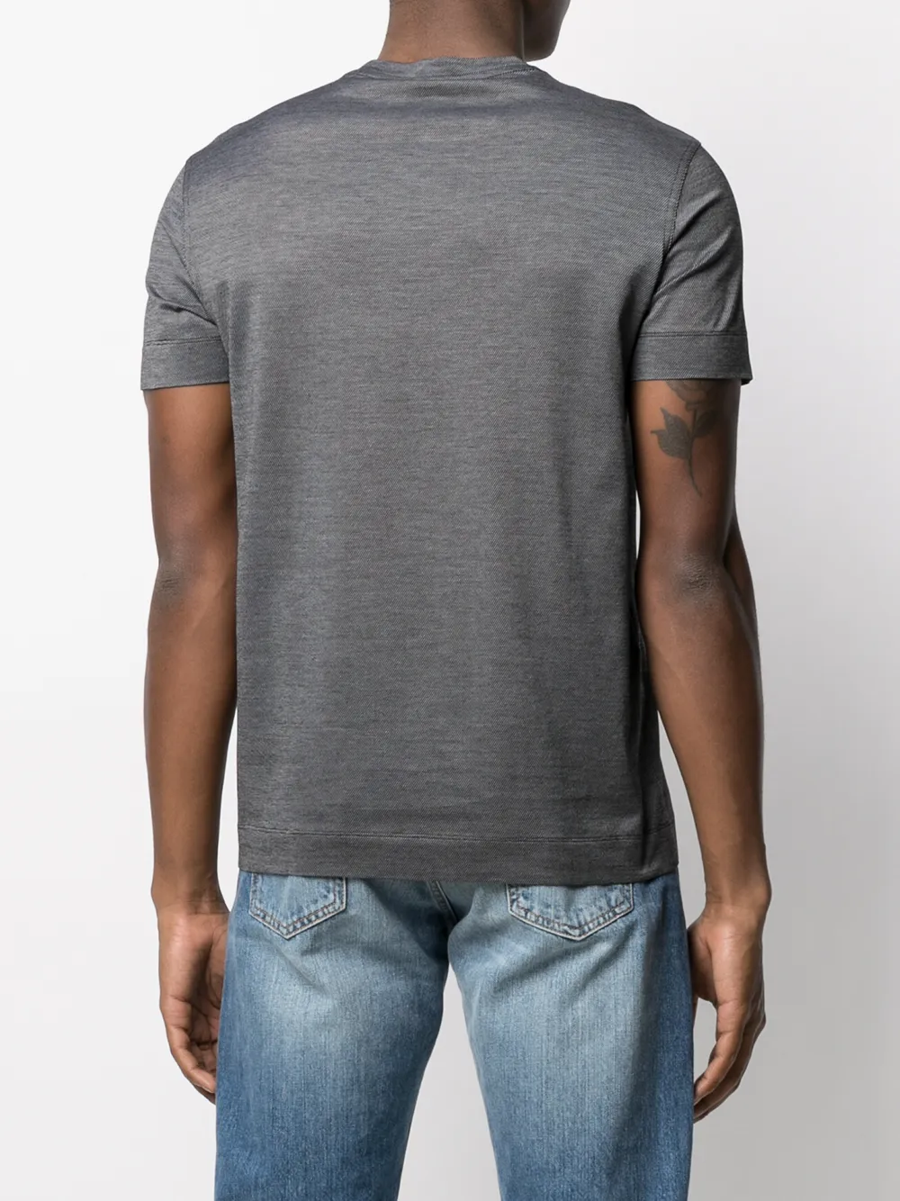 фото Emporio armani футболка с логотипом