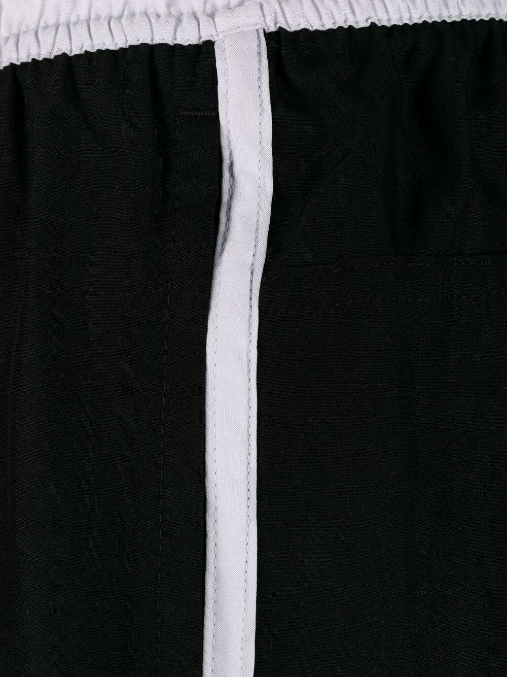 фото Adidas шорты с кулиской и логотипом