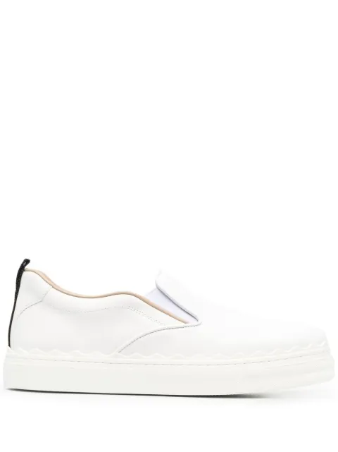 pull on plimsolls