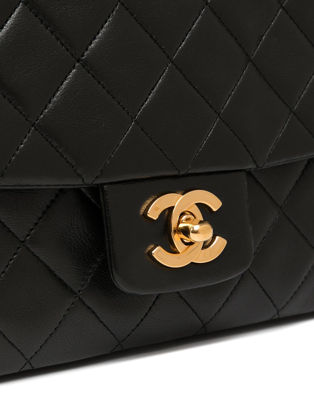 фото Chanel pre-owned стеганая сумка на плечо 1990-х годов с логотипом cc