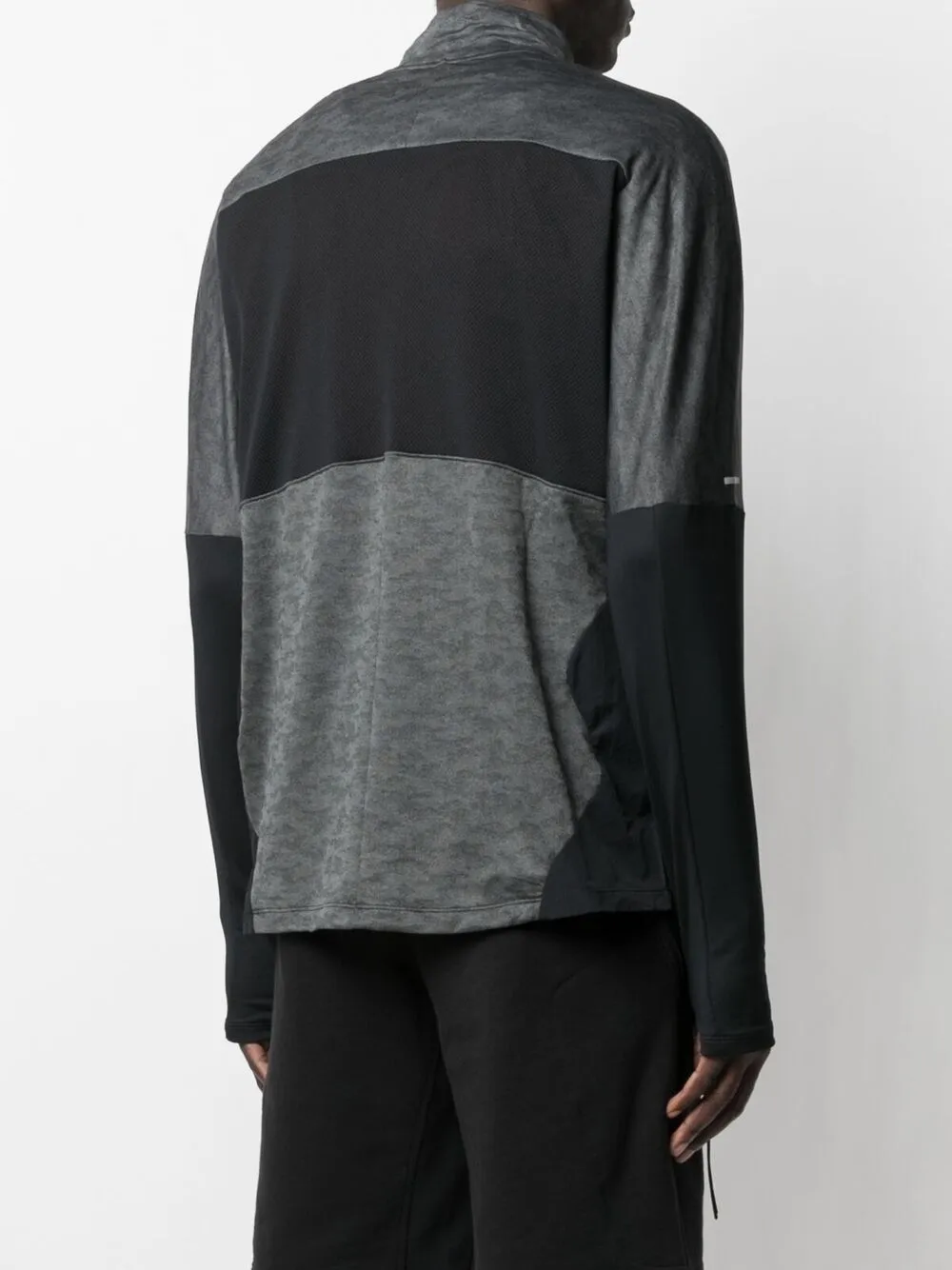 фото Nike топ dri-fit wild run