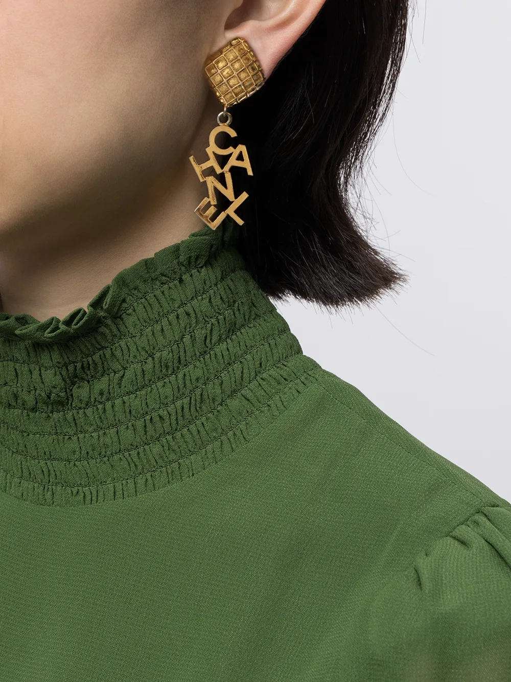 Image 2 of Chanel Pre-Owned 1990s logo dangling clip-on earrings
