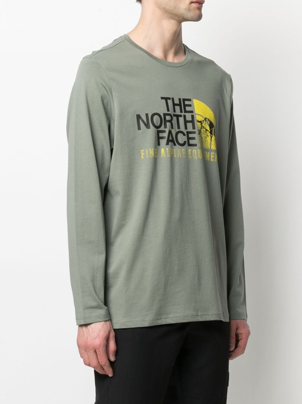 фото The north face футболка с длинными рукавами и логотипом