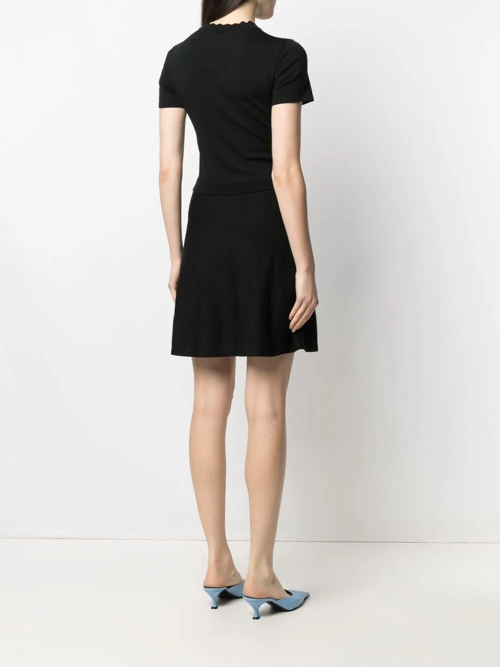 фото Moschino платье с нашивкой teddy bear и фестонами