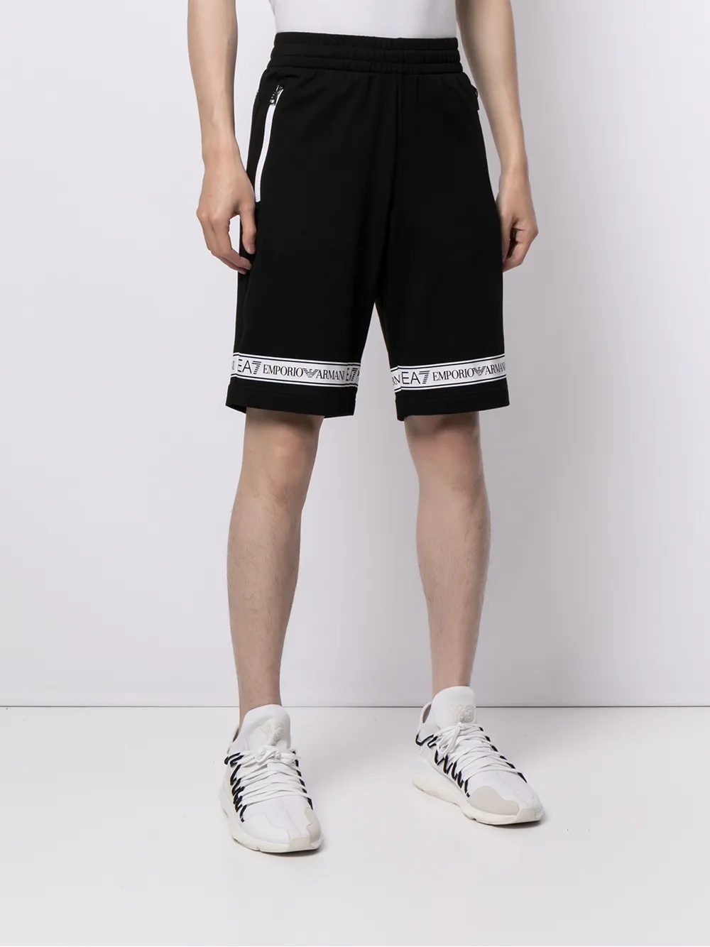 фото Ea7 emporio armani спортивные шорты с логотипом