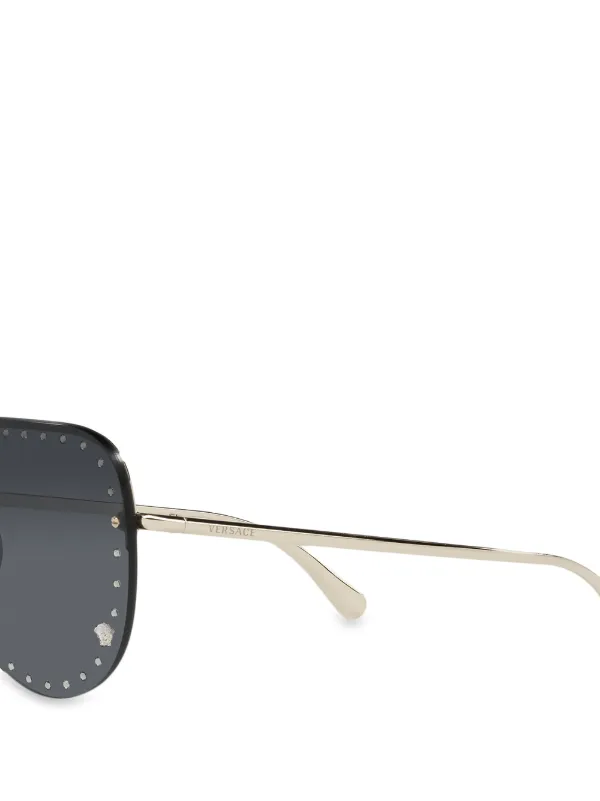 Versace Eyewear stud-detail shield-frame Sunglasses | Gold  display picture 2