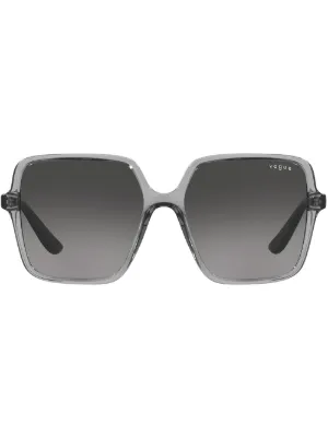 Vogue Eyewear - Scopri la collezione da donna 2022 su FARFETCH