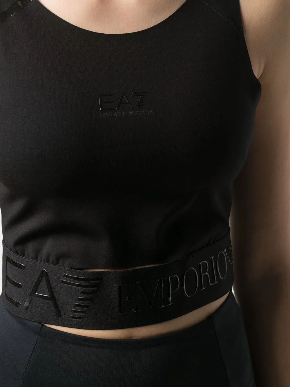 фото Ea7 emporio armani топ с логотипом