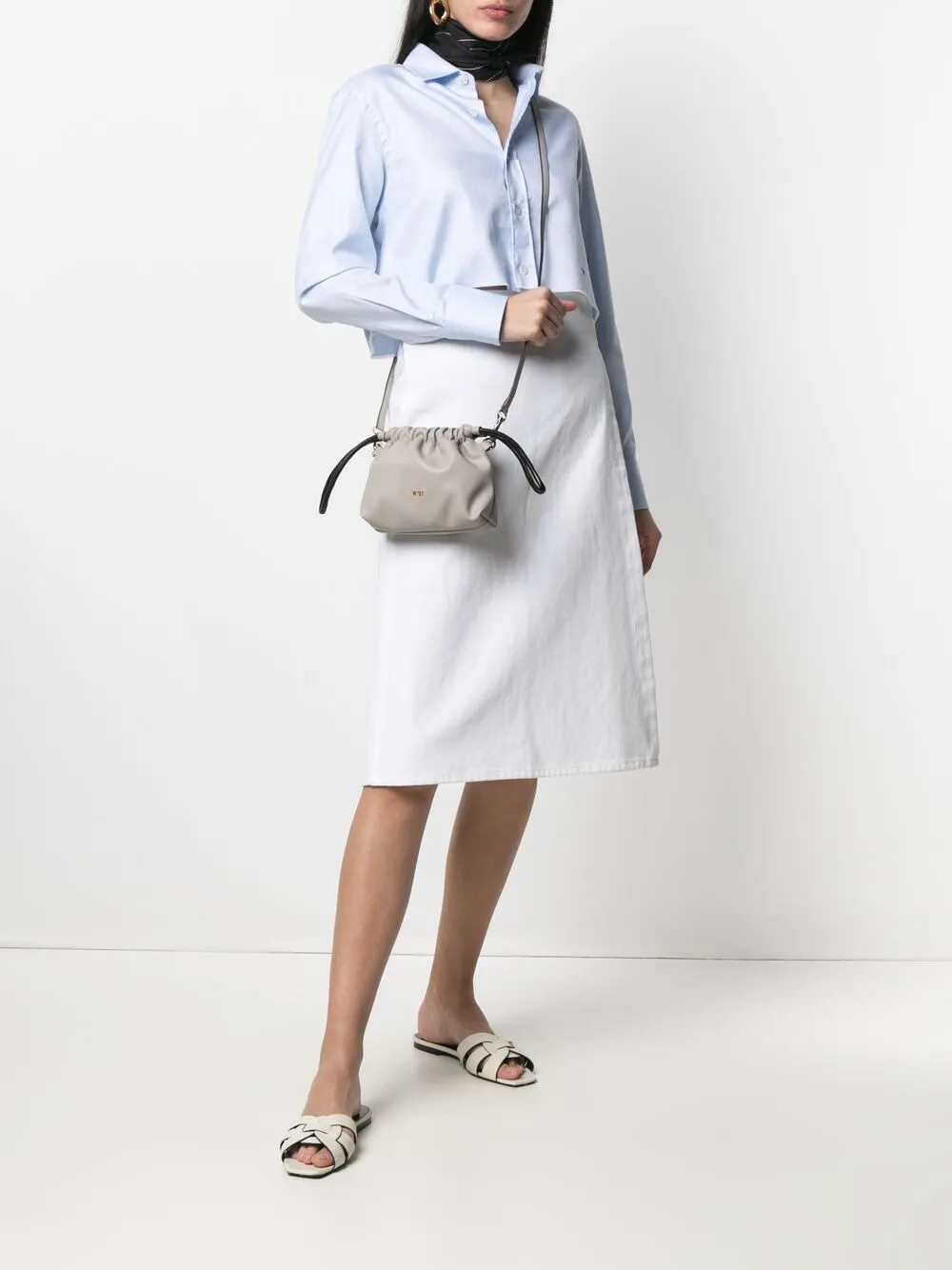 фото Nº21 сумка через плечо с кулиской и логотипом