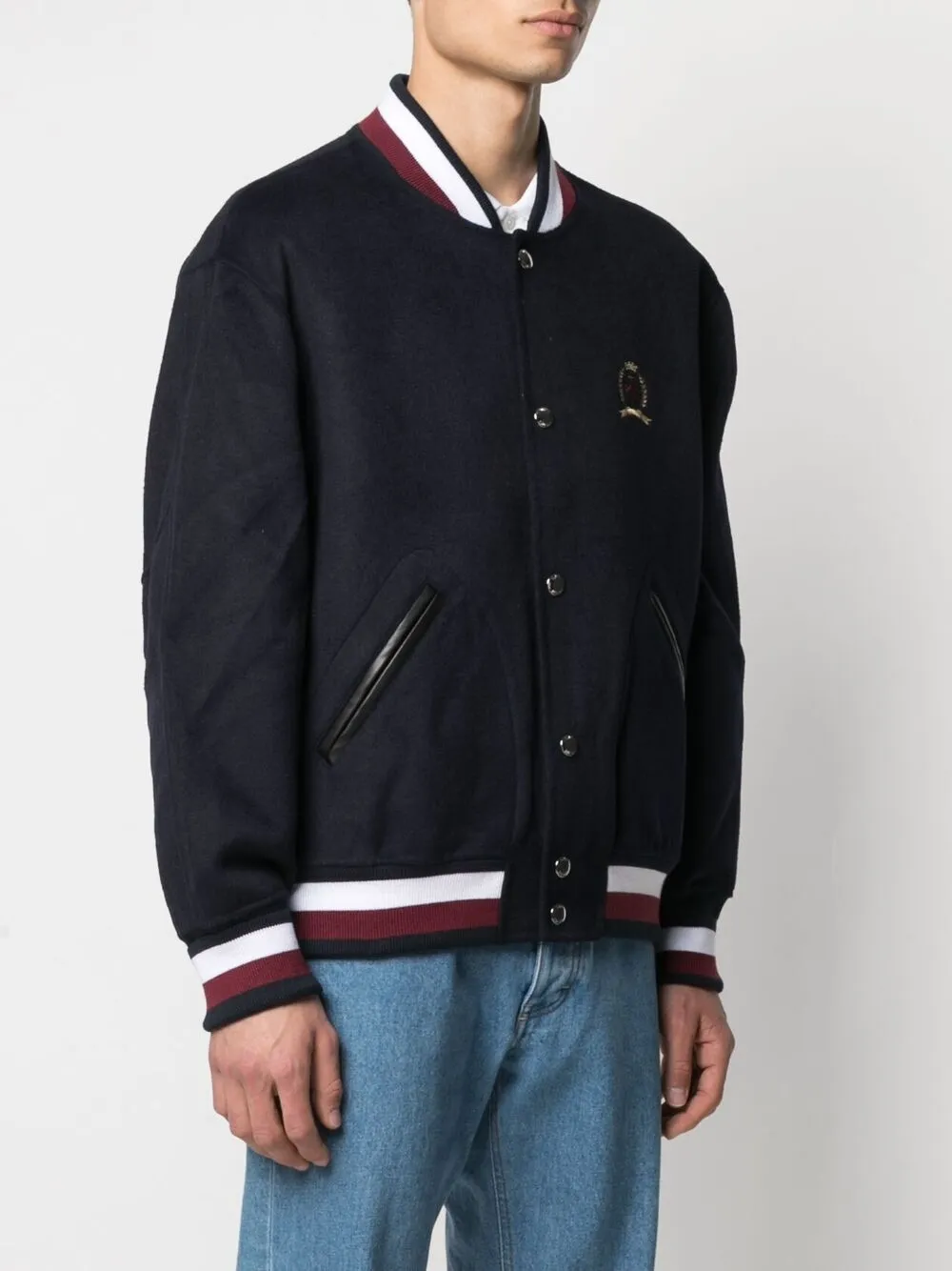 фото Hilfiger collection бомбер с вышивкой