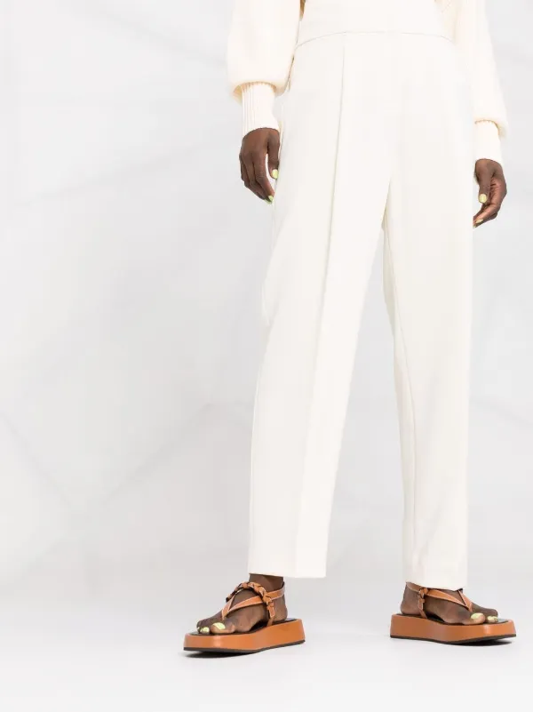 Theory Pleated Carrot Pant - Farfetch
