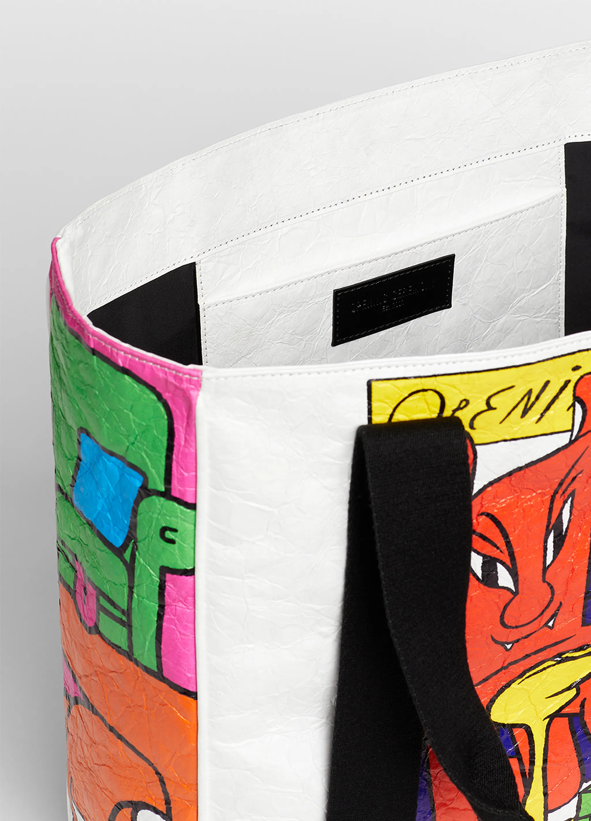 GRAPHIC TOTE BAG