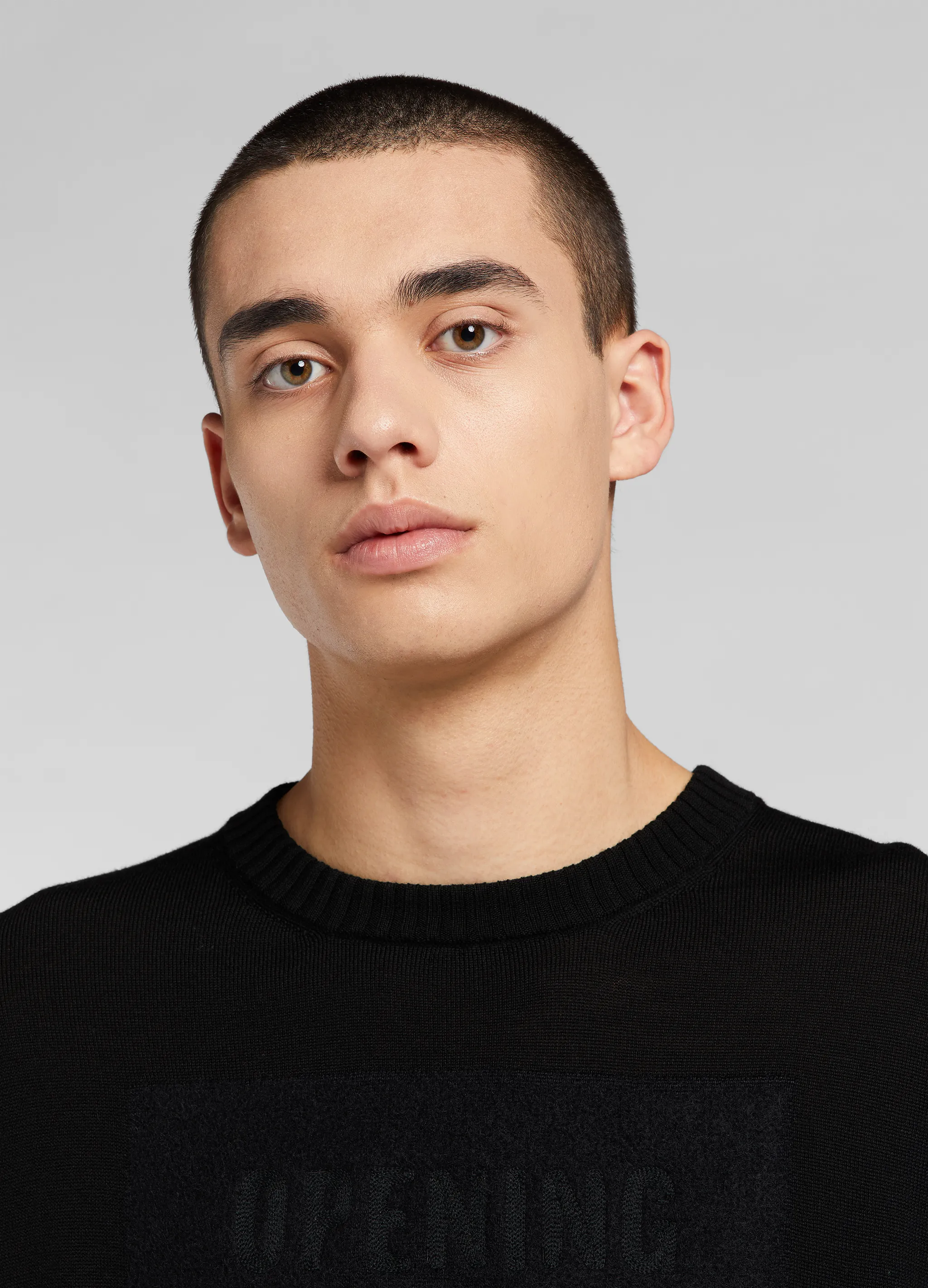 BOX LOGO SWEATERS