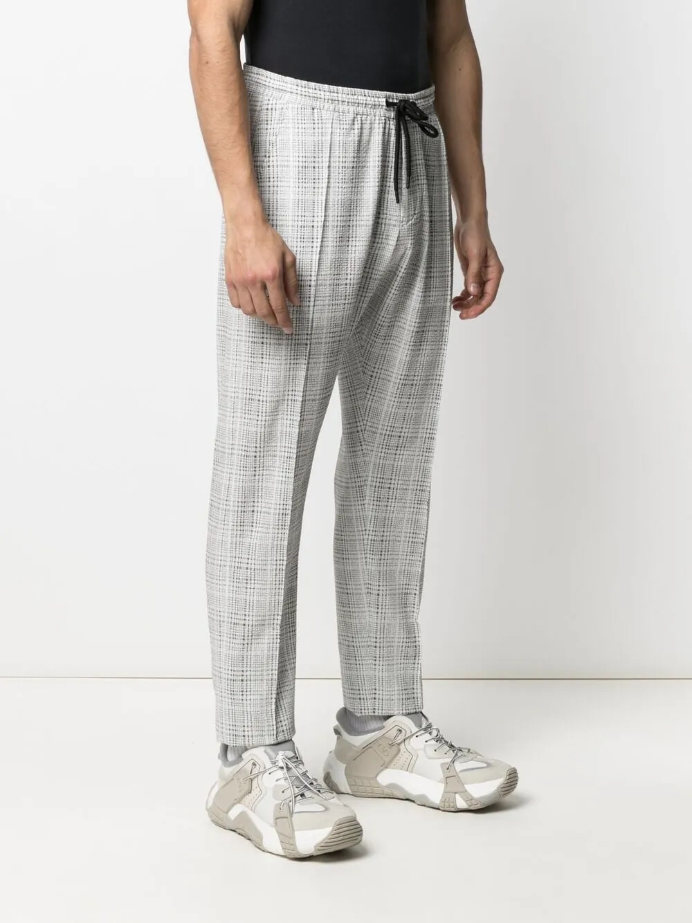 фото Emporio armani фактурные брюки в клетку