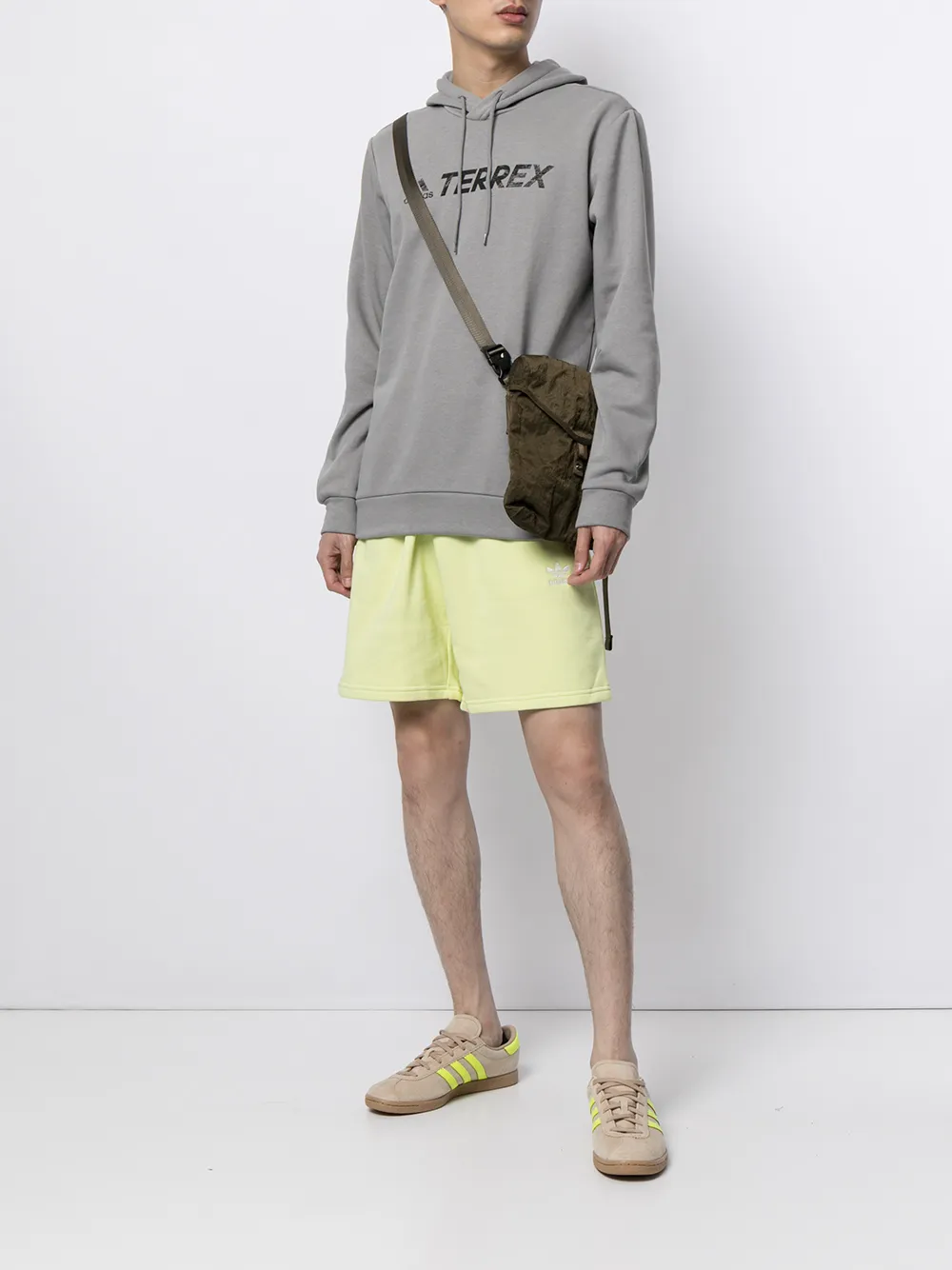 фото Adidas худи с логотипом из коллаборации с terrex