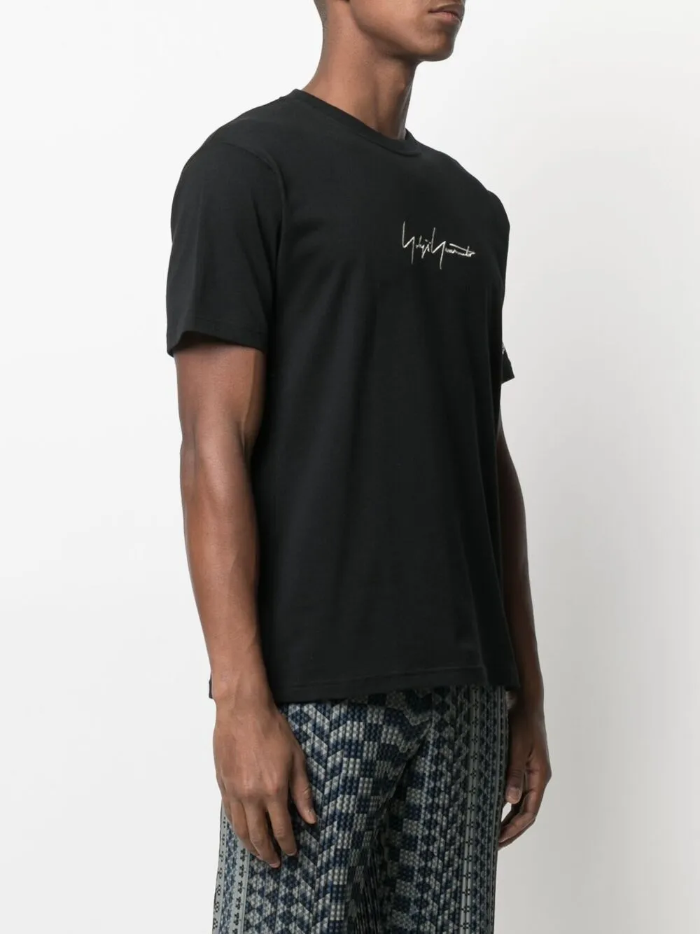 фото Yohji yamamoto футболка с логотипом
