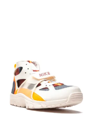 Air Trainer Huarache 运动鞋展示图