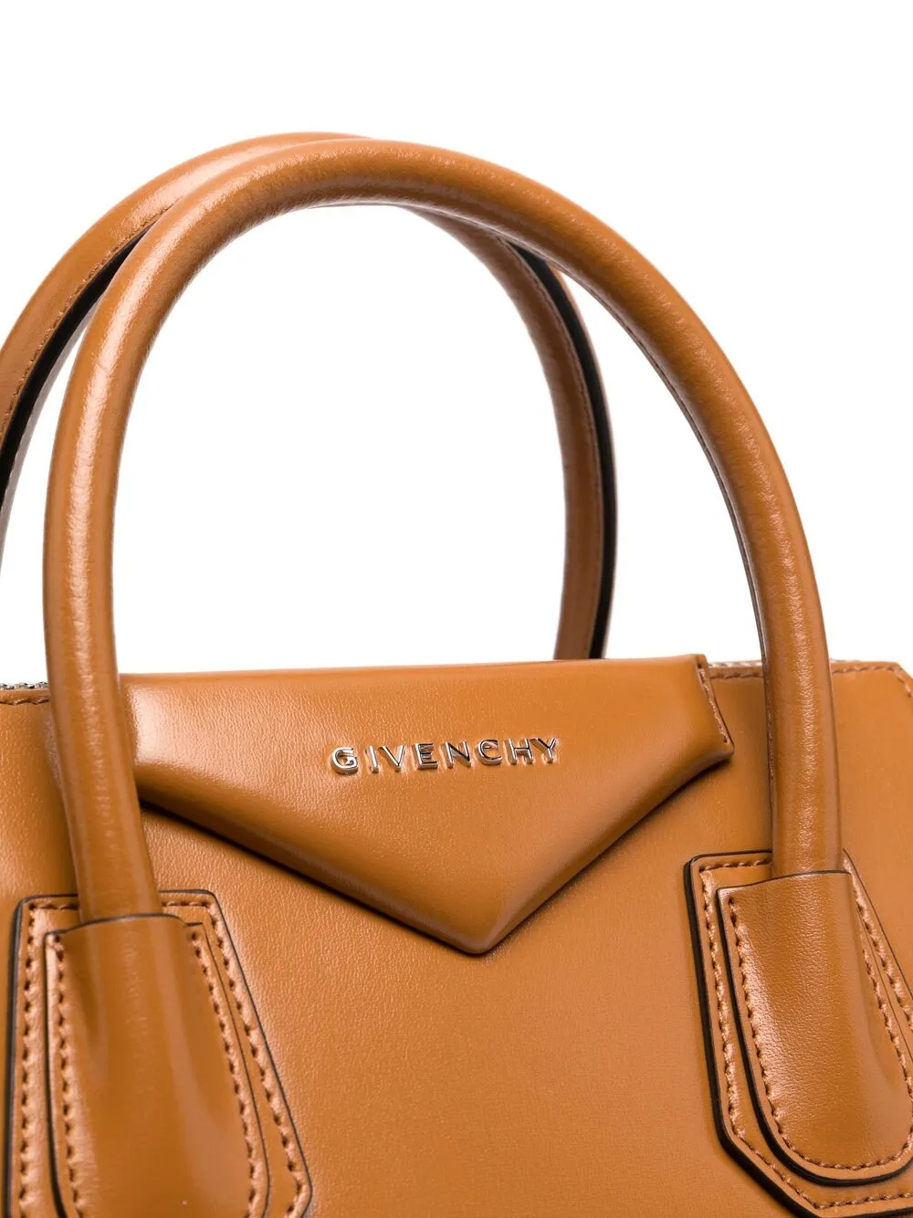 Givenchy Antigona medium draagtas Bruin